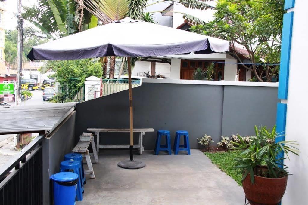 Pondok Malabar Guest House Jakarta Exterior photo